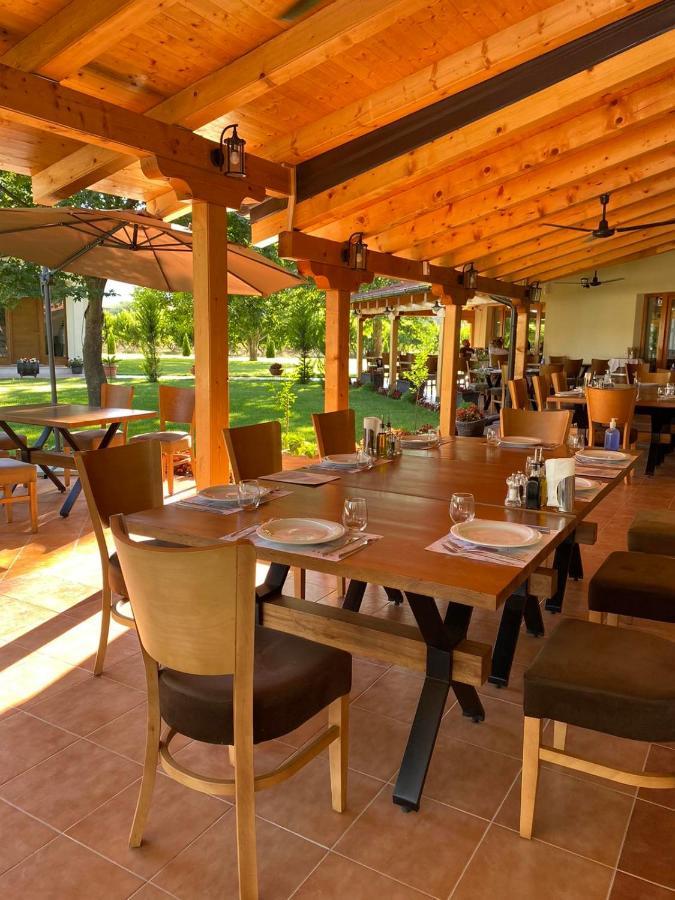 Lazar Winery Tourism B&B Rosoman ภายนอก รูปภาพ